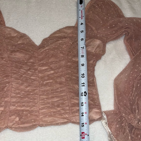 Akira Off the Shoulder Blush Polka Dot Crop Top S - Picture 13 of 13